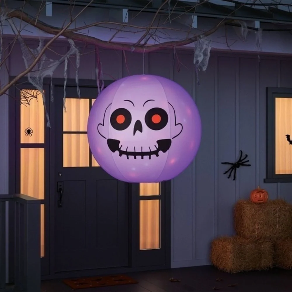 NIB. HYDE & EEK! 32” Light Up Inflatable Skull